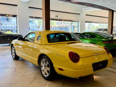 2002 فورد ثندربيرد