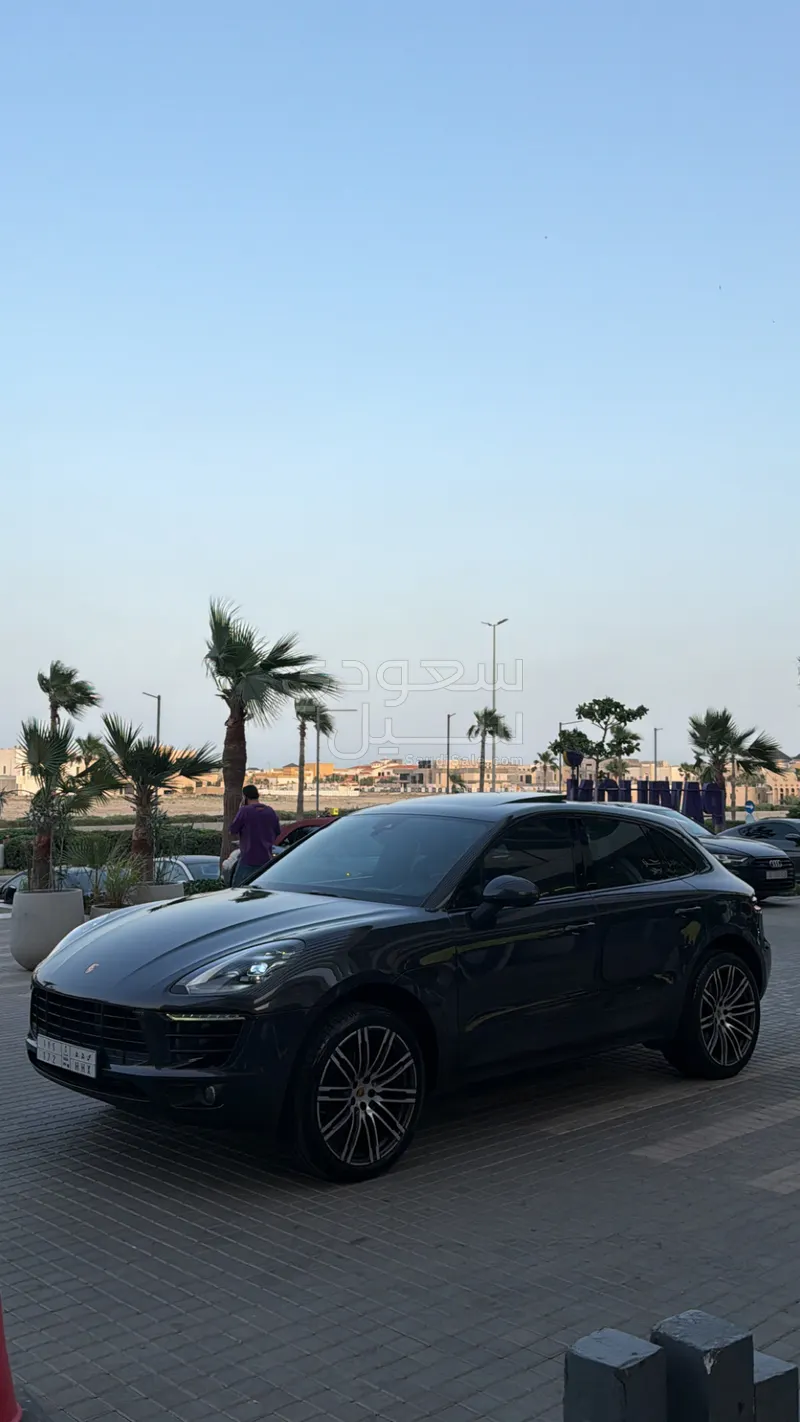 2018 بورش ماكان