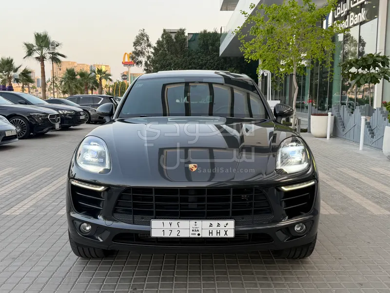 2018 بورش ماكان