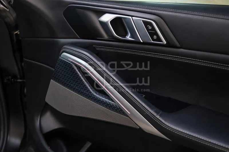 2022 بي ام دبليو الفئة اكس 6 إم 50 أي