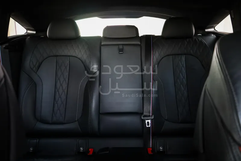 2022 بي ام دبليو الفئة اكس 6 إم 50 أي