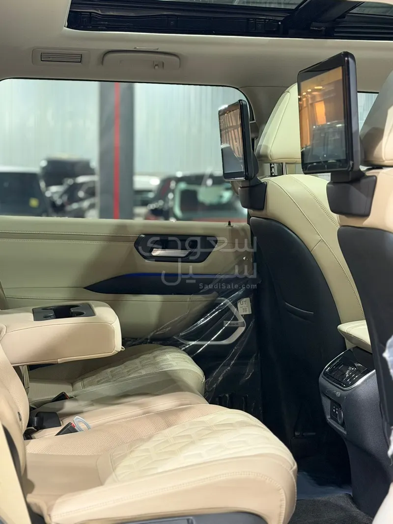 2025 نيسان باترول بلاتينيوم