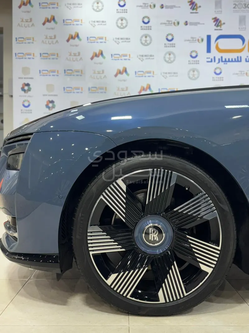 2024 رولز رويس سبيكتر