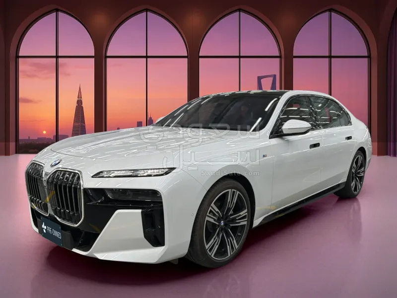 2026 بي ام دبليو الفئة السابعة 735أي