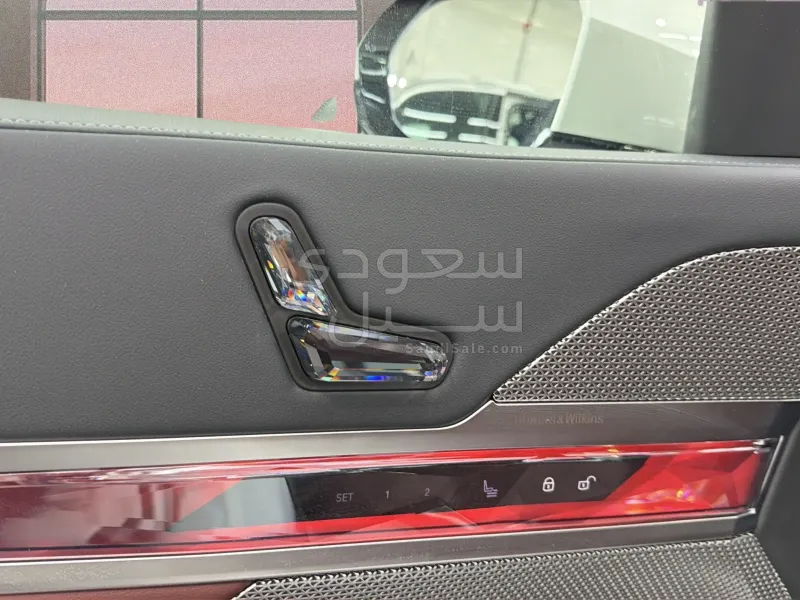 2026 بي ام دبليو الفئة السابعة 735أي