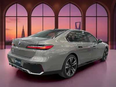2026 بي ام دبليو الفئة السابعة 740أي