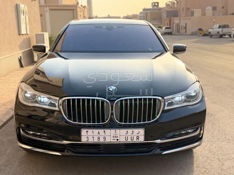 2016 بي ام دبليو الفئة السابعة 740 إل أي