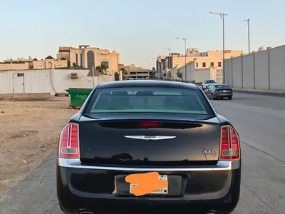 2013 كرايسلر 300 سي