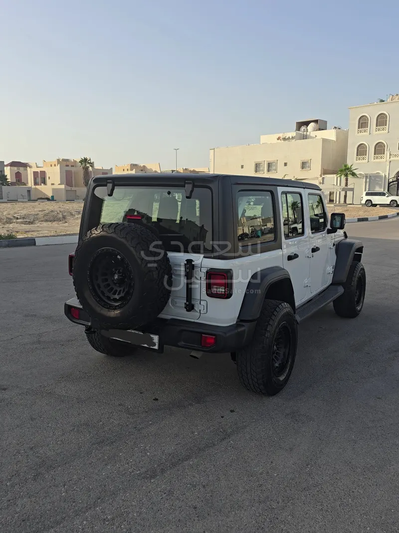 2021 جييب رانجلر سبورت
