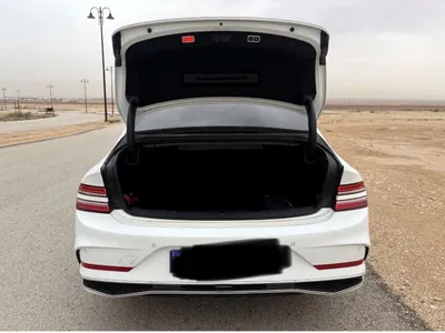 2025 جينيسيس جي 80