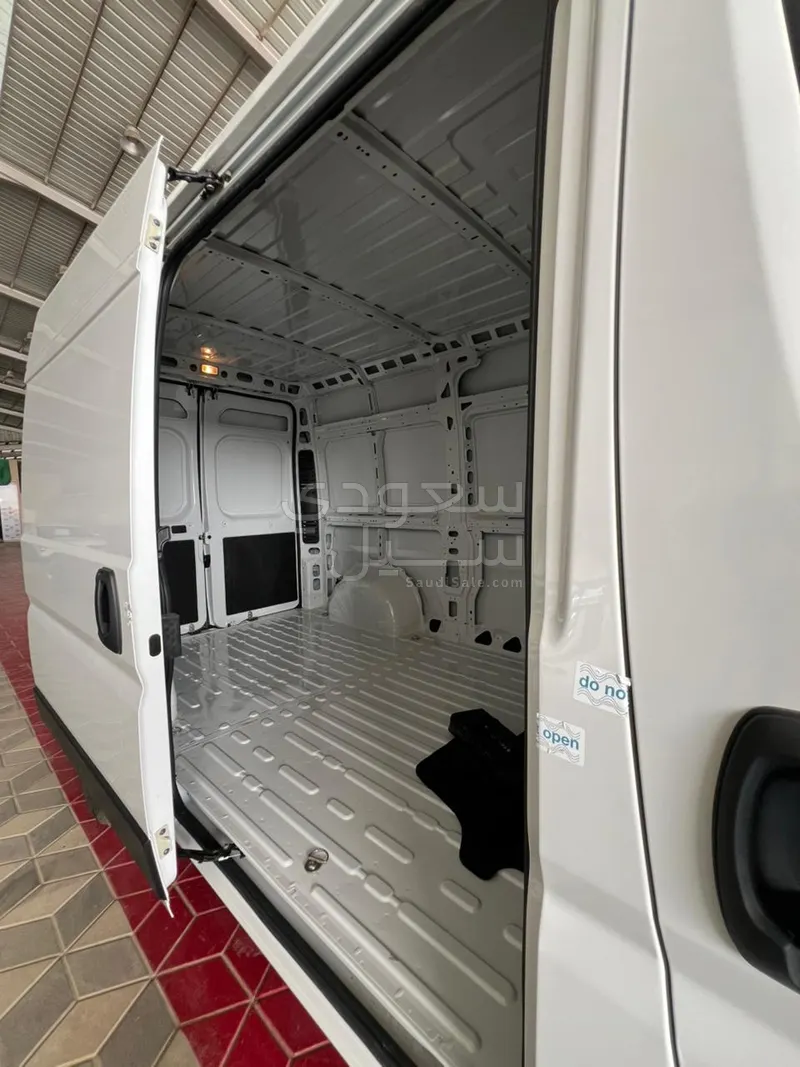 2026 Peugeot Boxer