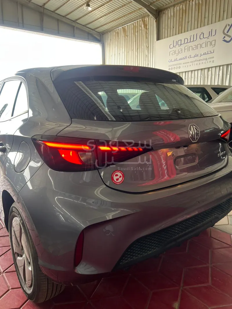 2025 MG Cross 3