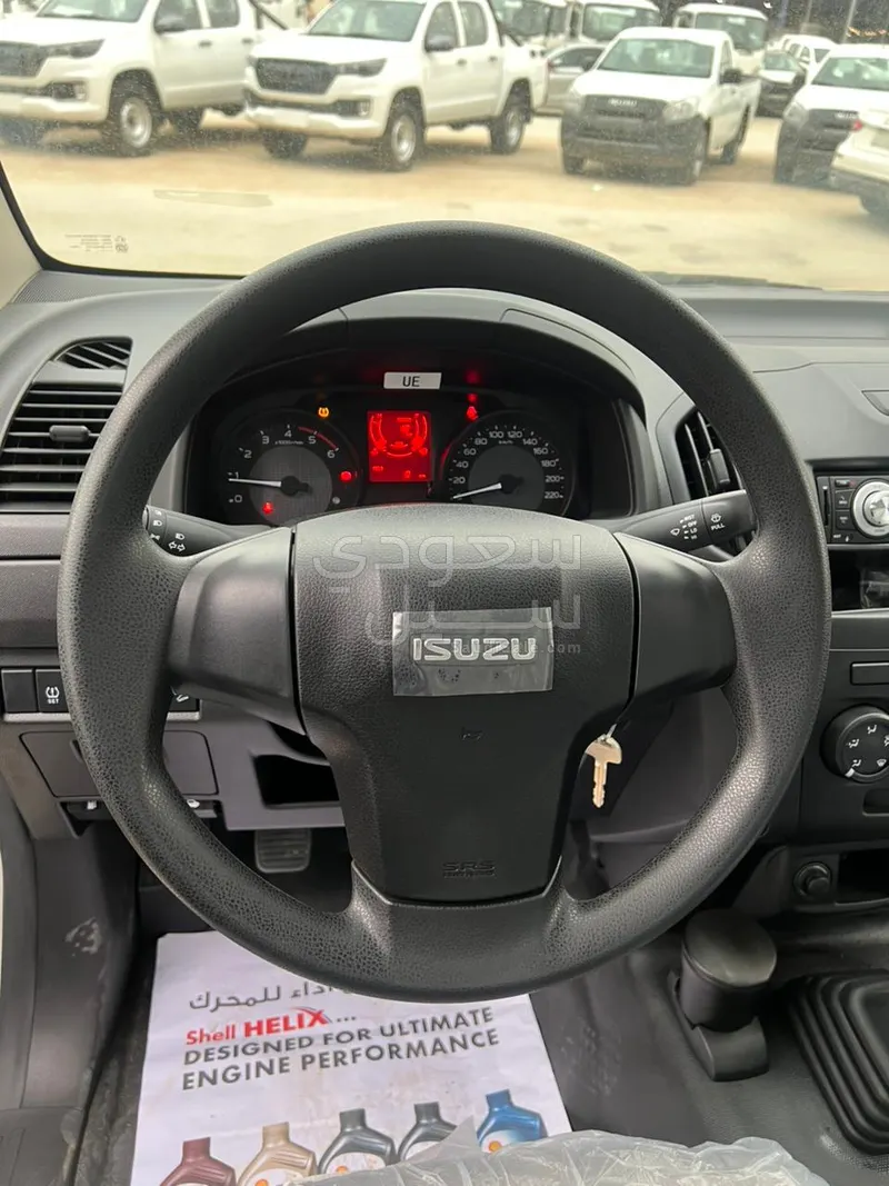 2025 Isuzu Pickup Single Cab