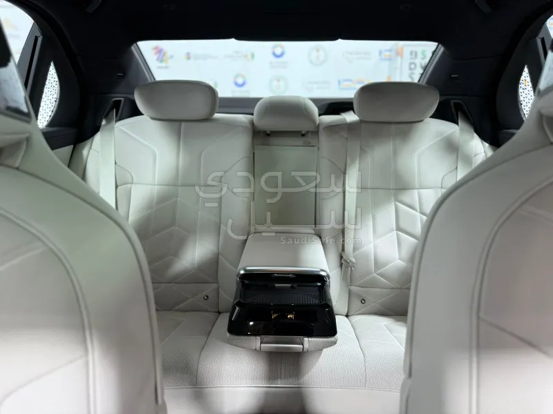 2026 BMW 7 Series 735i