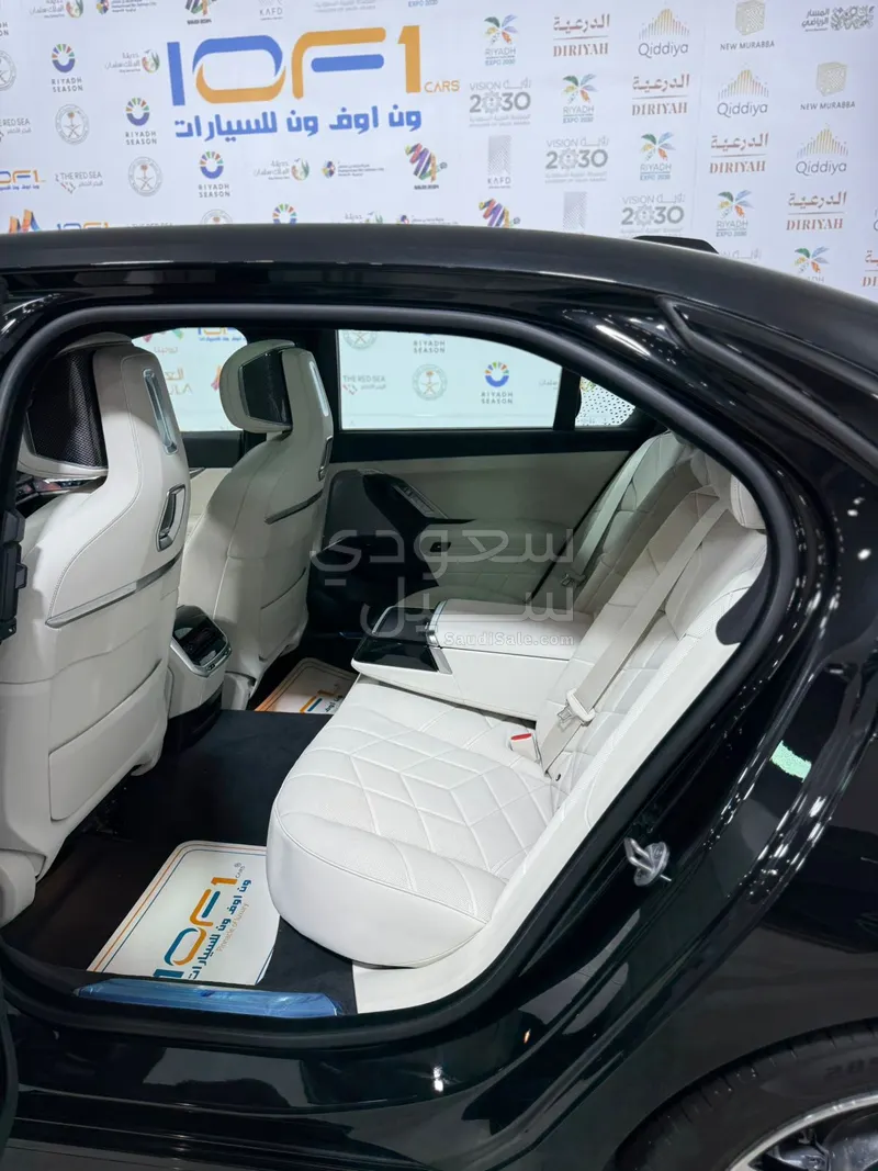 2026 BMW 7 Series 735i