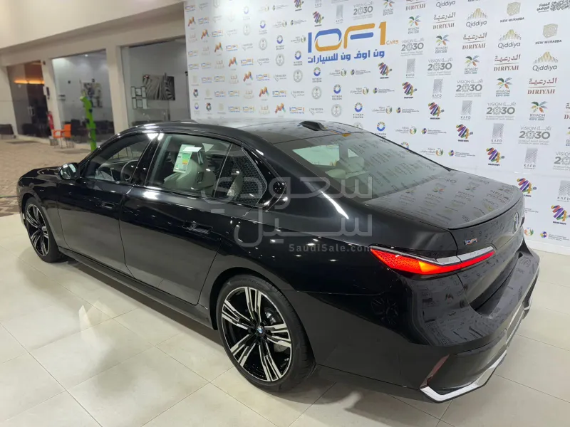2026 BMW 7 Series 735i