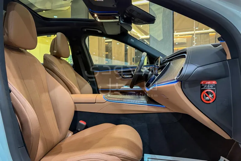 2024 Mercedes-Benz E 200