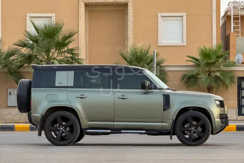 2020 Land Rover Defender S