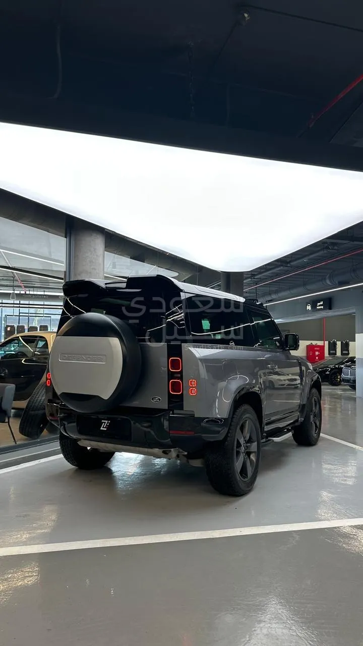 2023 Land Rover Defender 90 X DYNAMIC