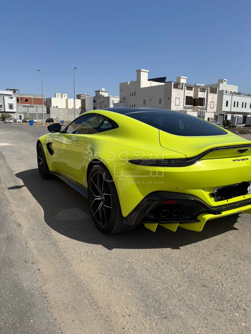 2021 استون مارتن فانتج