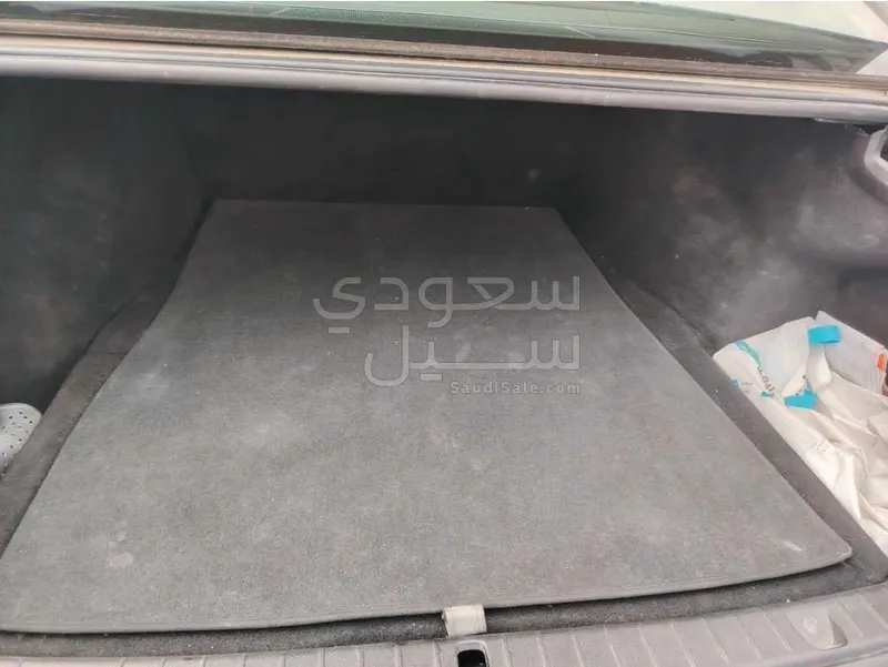 2017 بي ام دبليو الفئة السابعة 730 إل أي