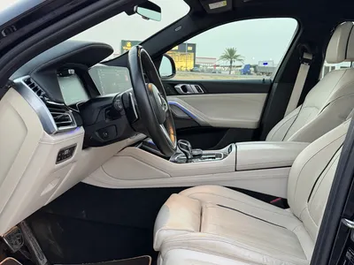 2020 BMW X Series 6 M50i