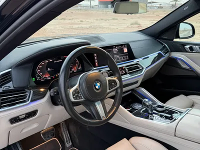 2020 BMW X Series 6 M50i