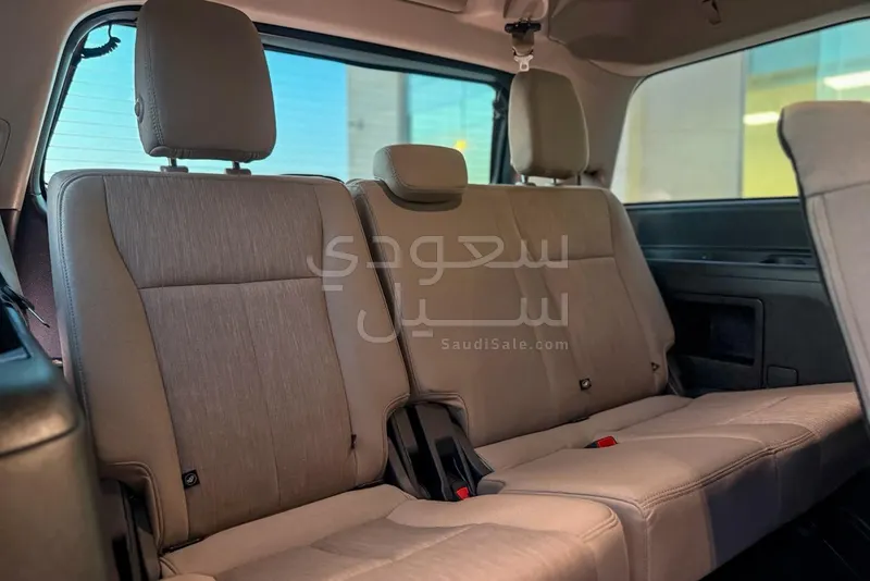 2024 فورد اكسبيديشن اكس ال تي