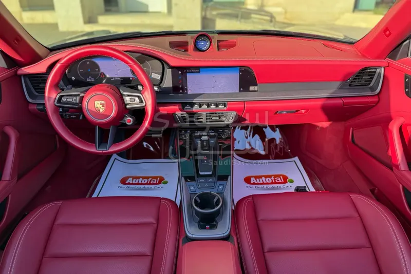 2025 بورش 911 كاريرا