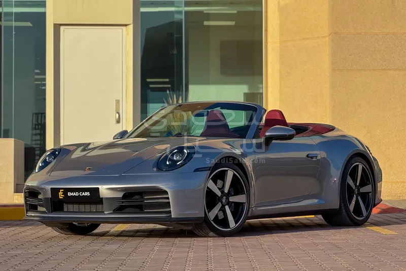 2025 بورش 911 كاريرا