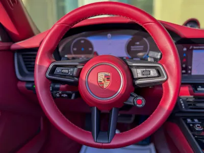 2025 بورش 911 كاريرا