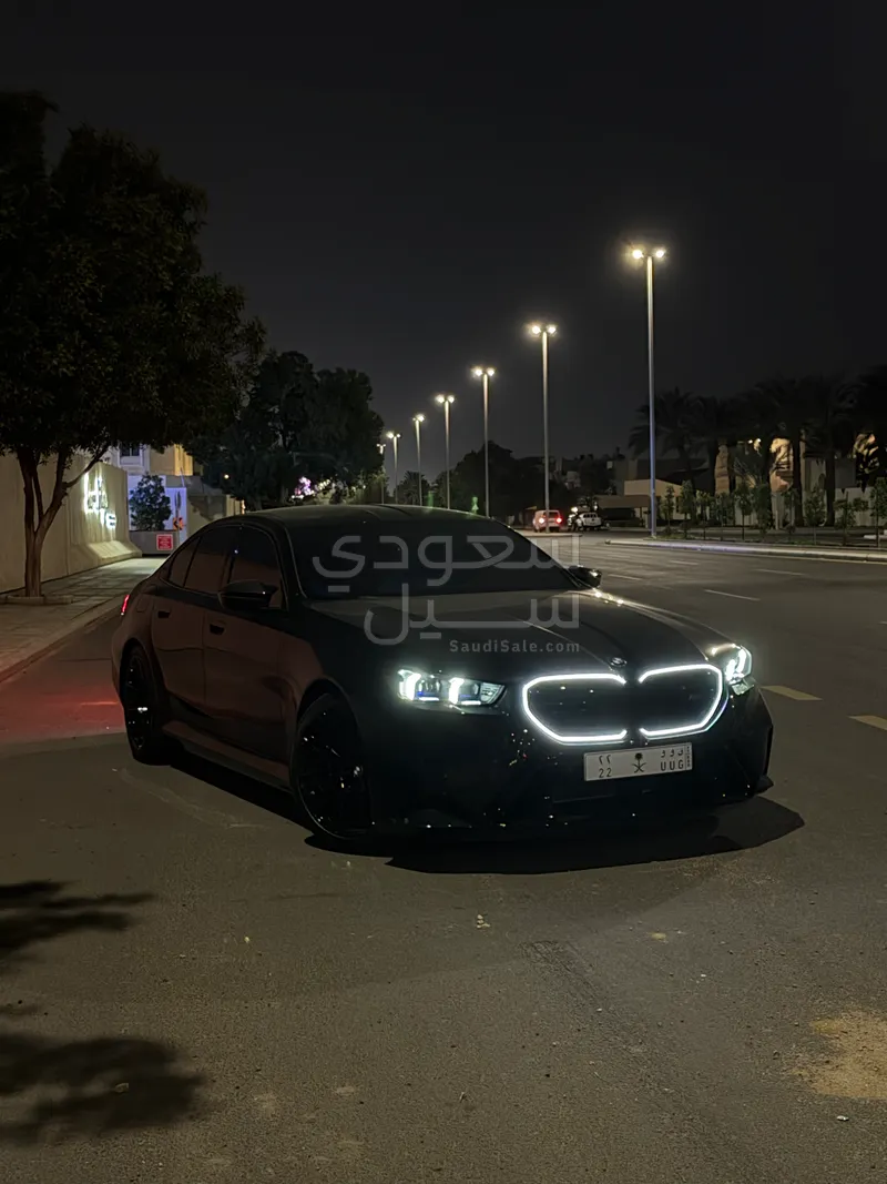 2026 بي ام دبليو الفئة ام إم 5