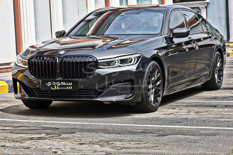 2022 BMW 7 Series 730Li