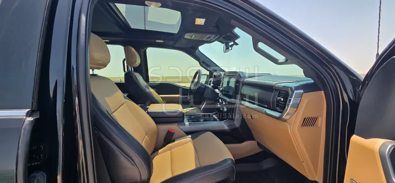 2021 Ford F 150 LARIAT