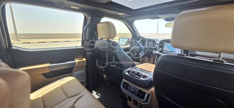 2021 Ford F 150 LARIAT