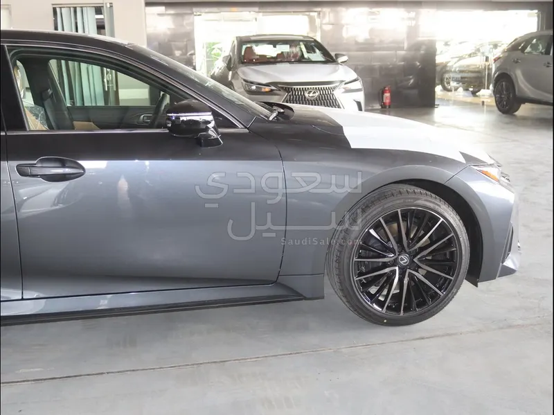 2026 Lexus IS 350