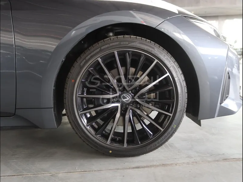 2026 Lexus IS 350