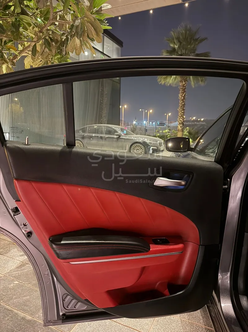 2016 Dodge Charger RT Premium