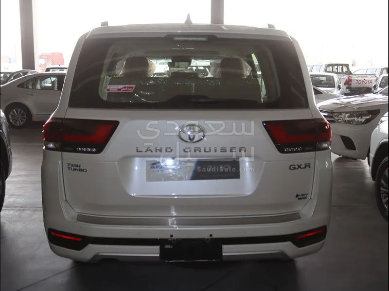 2026 Toyota Land Cruiser GXR