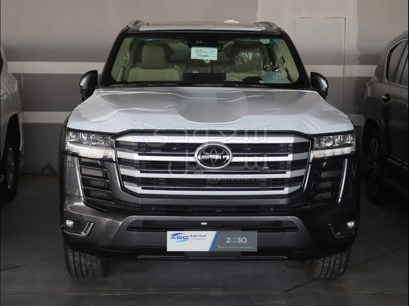 2026 Toyota Land Cruiser GXR 3