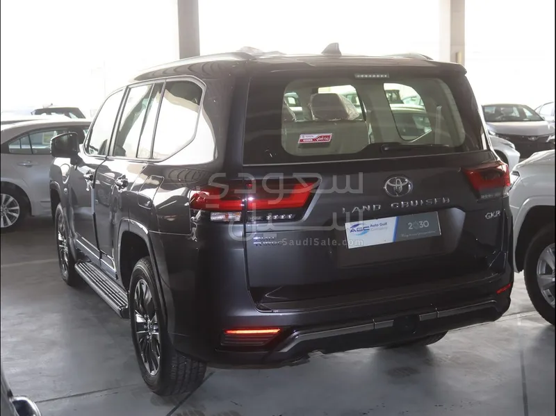2026 Toyota Land Cruiser GXR 3