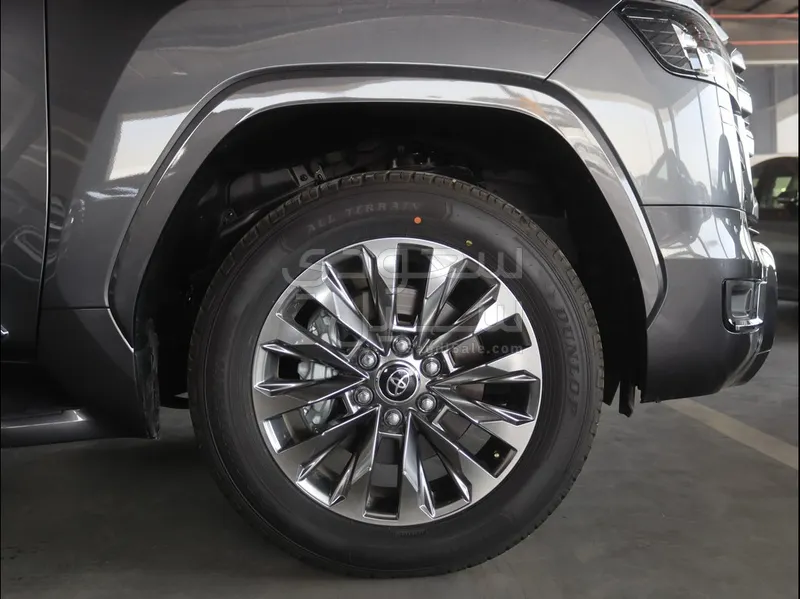 2026 Toyota Land Cruiser GXR 3