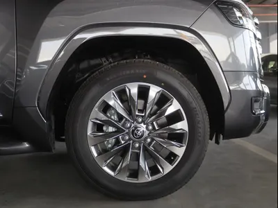 2026 Toyota Land Cruiser GXR 3