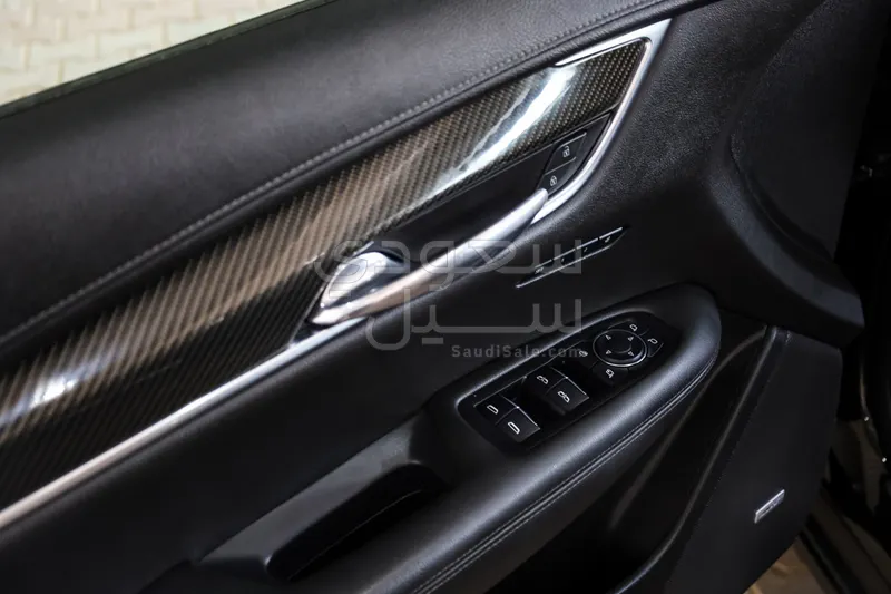 2021 Cadillac XT6
