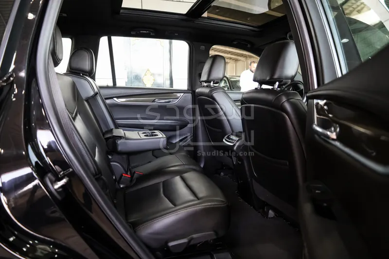 2021 Cadillac XT6