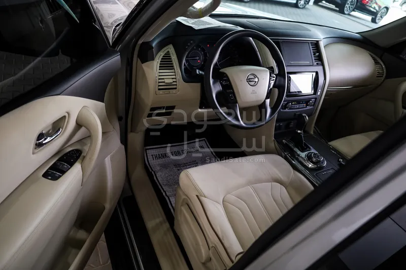 2024 Nissan Patrol SE