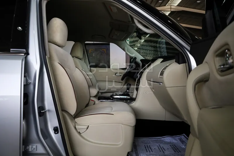 2024 Nissan Patrol SE
