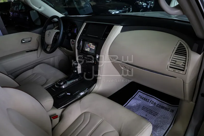 2024 Nissan Patrol SE
