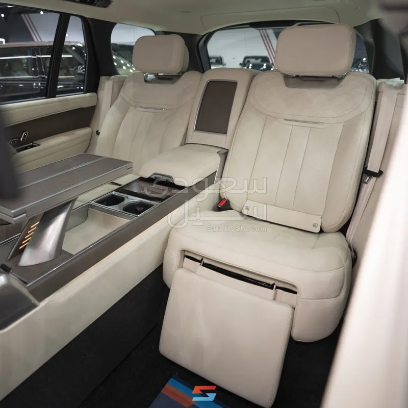 2025 Land Rover Range Rover SV Autobiography