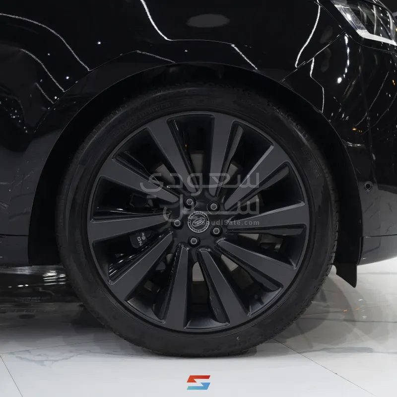 2025 Land Rover Range Rover SV Autobiography
